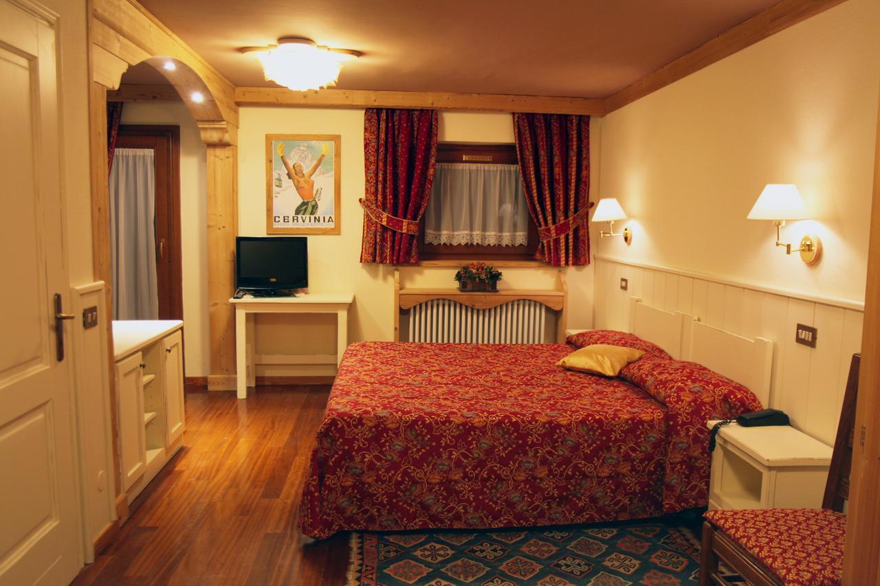 Hotel Fosson Breuil-Cervinia Kültér fotó